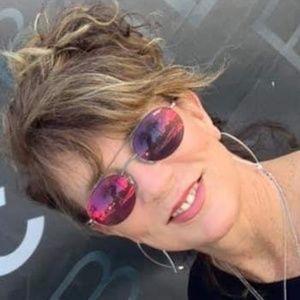 Meet your Posher, Kelly